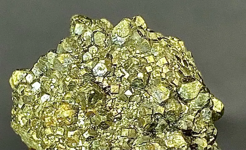 Cristais de pirita, conhecida como ouro dos tolos