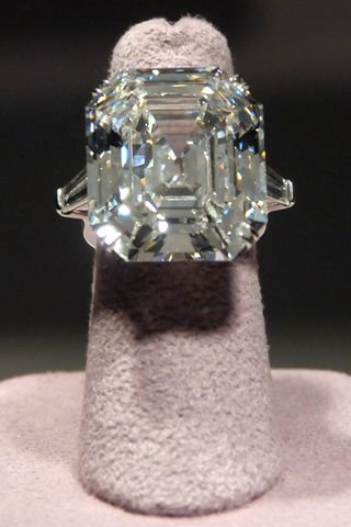 Diamante Elizabeth Taylor de 33,19 quilates